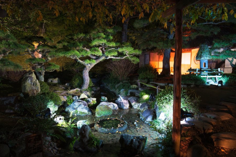 香川県、2015年秋、日本。撮影：Jordy Meow（12/25）