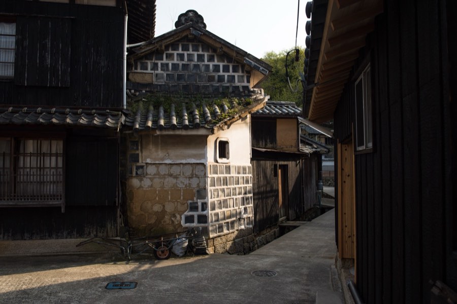 岡山県、2016年春、日本。撮影：Jordy Meow（200/289）